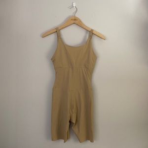 Madenform Beige Firm Control Sleek Smoothers Shapewear Size Medium